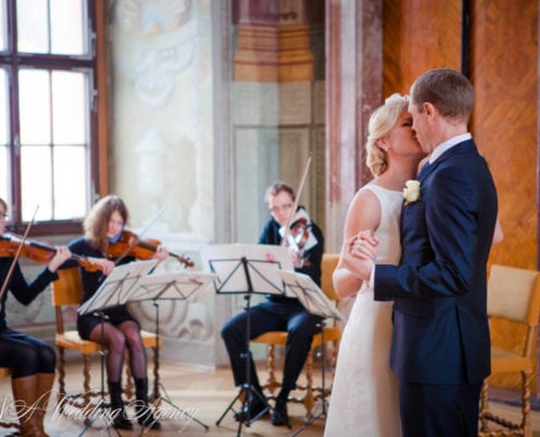 Weddings in the Troja Château