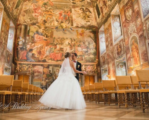 Weddings in the Troja Château