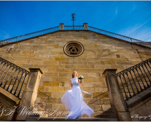 Serge & Olesya in Troja Château