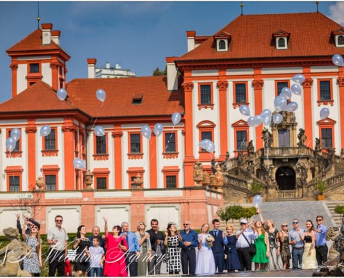 Serge & Olesya in Troja Château