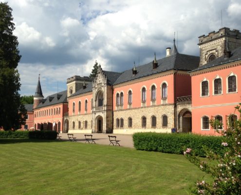 Wedding in the Sychrov Castle